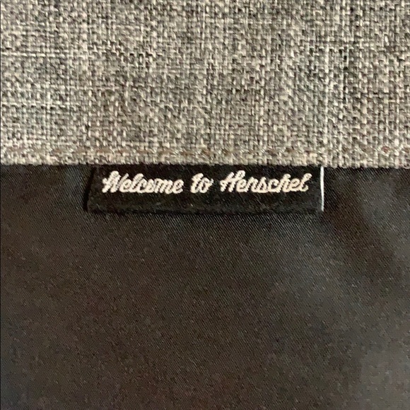 Herschel backpack - Picture 4 of 8
